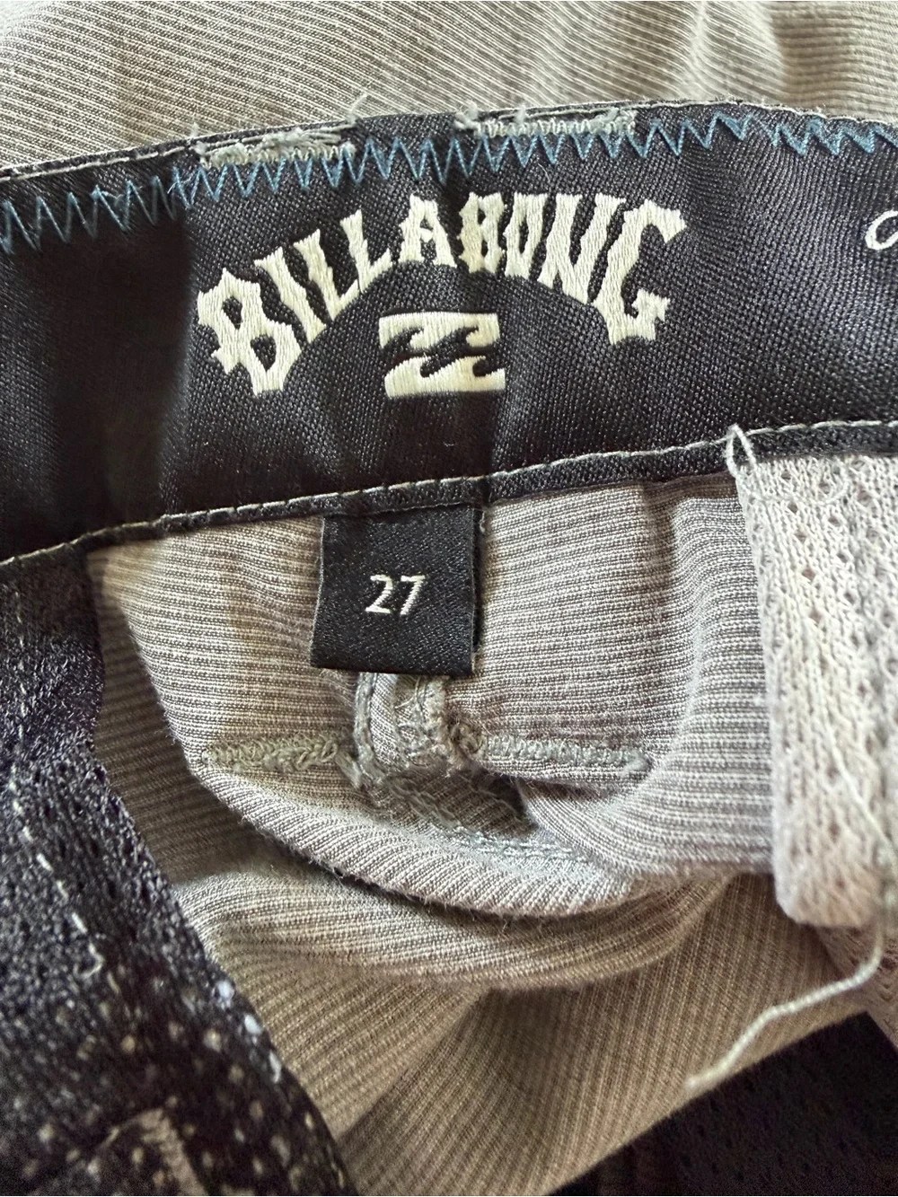 Billabong Men's Light Gray Flat Front Chino-Style Shorts